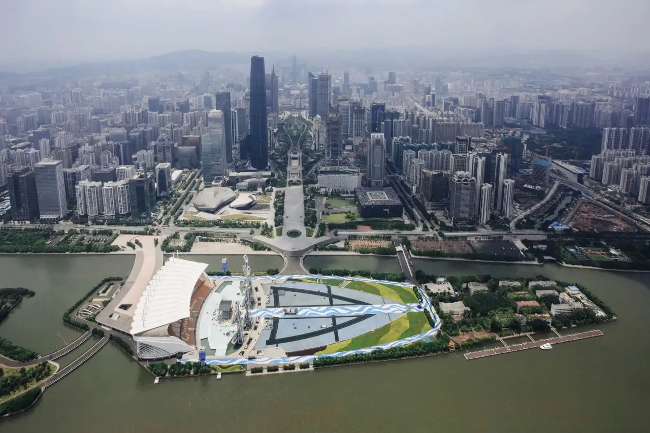 2025年销售管理软件光盘采购指南与选型要点分析