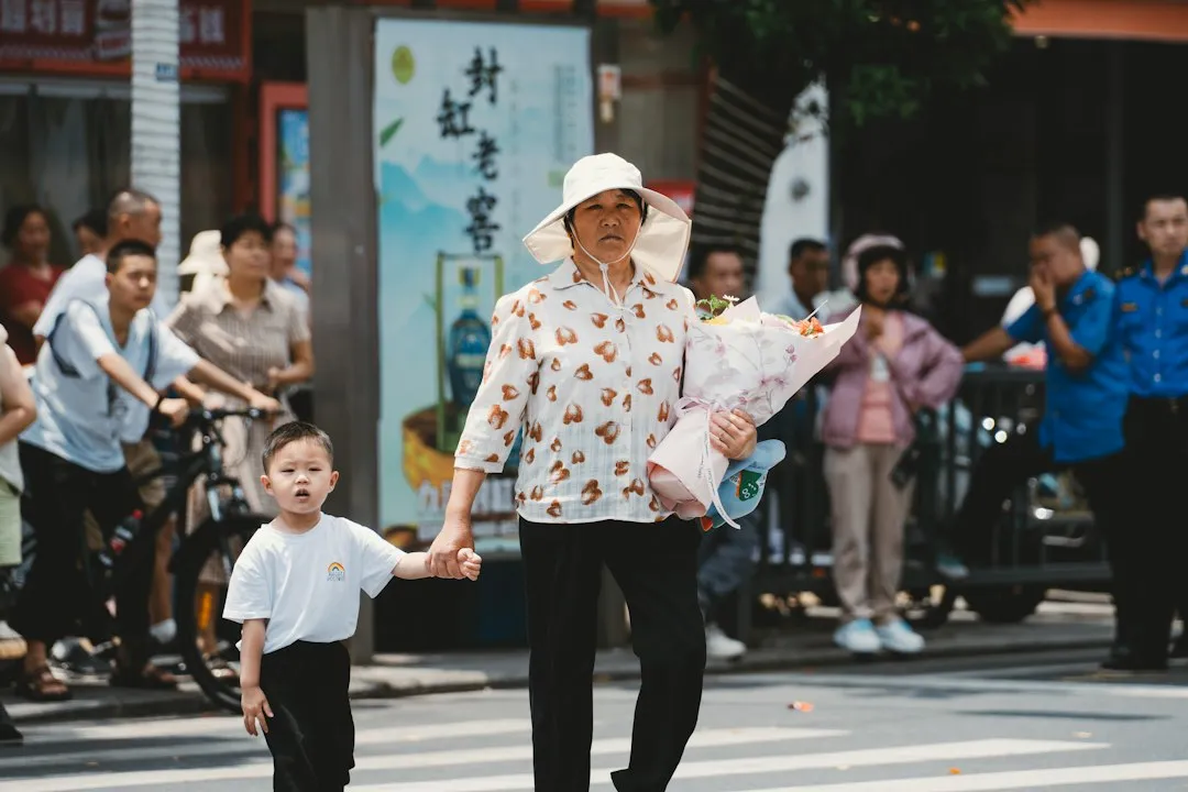 订单管理软件与发货管理软件如何协同？安徽爱丽斯云信息科技产品体系解析